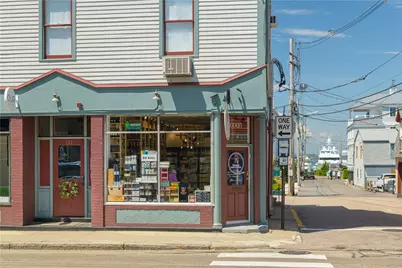 433 Thames Street #E, Newport, RI 02840 - Photo 39