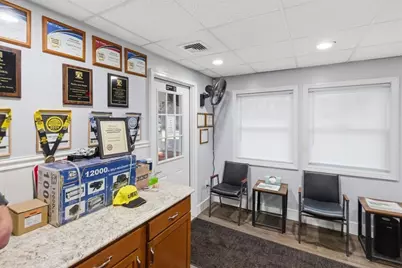 1068 Park Avenue, Woonsocket, RI 02895 - Photo 33