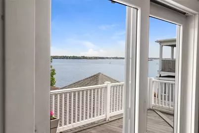 26 Fairview Avenue, Cranston, RI 02905 - Photo 7