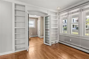 26 Fairview Ave, Cranston, RI 02905 - Photo 15