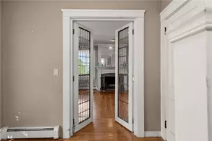 26 Fairview Ave, Cranston, RI 02905 - Photo 13