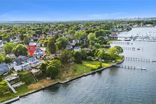 26 Fairview Ave, Cranston, RI 02905 - Photo 7