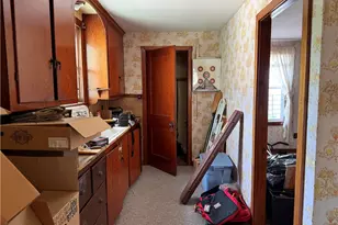 14 Park St, Central Falls, RI 02863 - Photo 7