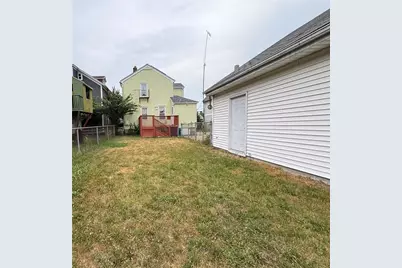 14 Park Street, Central Falls, RI 02863 - Photo 21