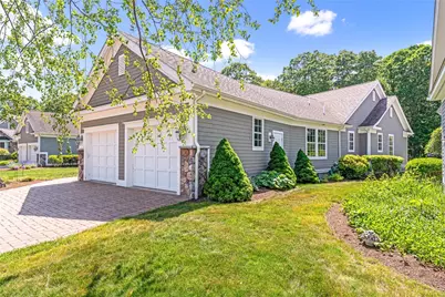 14 Newbury Drive, Westerly, RI 02891 - Photo 3