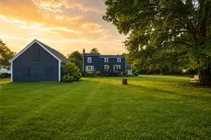 424 Buxton St, North Smithfield, RI 02896 - Photo 15