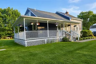 424 Buxton St, North Smithfield, RI 02896 - Photo 5