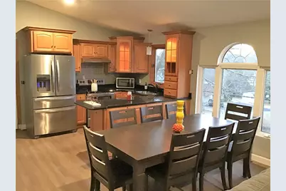 57 Saybrook Avenue, Narragansett, RI 02882 - Photo 9