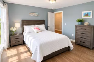 57 Saybrook Ave, Narragansett, RI 02882 - Photo 5