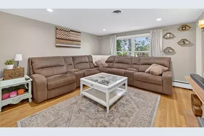 165 Salem Avenue, Cranston, RI 02920 - Photo 9