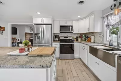 165 Salem Avenue, Cranston, RI 02920 - Photo 7