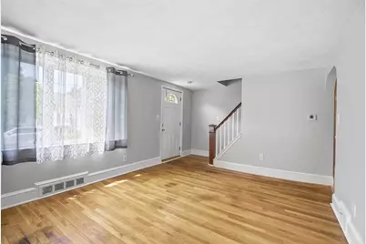 10 Jones Avenue, Pawtucket, RI 02861 - Photo 7
