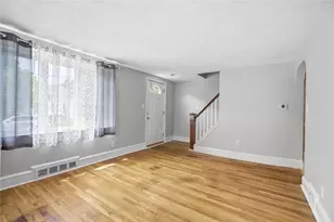10 Jones Ave, Pawtucket, RI 02861 - Photo 7