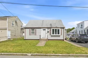 10 Jones St, Pawtucket, RI 02861 - Photo 1