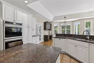 11 Yarmouth Dr, Westerly, RI 02891 - Photo 11