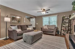 27 Fairway Dr, North Kingstown, RI 02852 - Photo 17