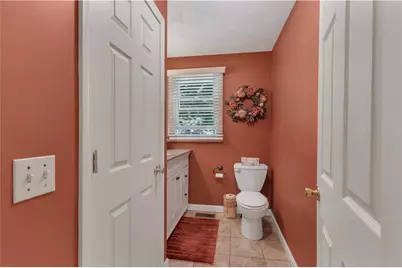 27 Fairway Drive, North Kingstown, RI 02852 - Photo 11