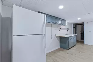 60 Purchase St, East Providence, RI 02914 - Photo 31