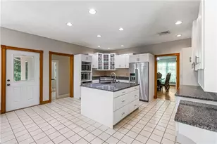 7 Kings Row, Cumberland, RI 02864 - Photo 27