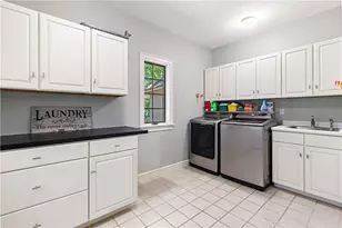 7 Kings Row, Cumberland, RI 02864 - Photo 31