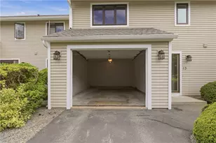 13 Fox Run, Portsmouth, RI 02871 - Photo 13