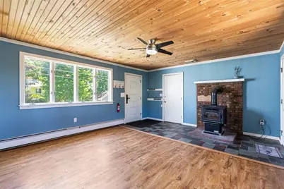 20 Terrace Avenue, Cumberland, RI 02864 - Photo 7