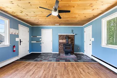 20 Terrace Avenue, Cumberland, RI 02864 - Photo 9