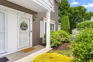 7 Eagle Run, Warwick, RI 02818 - Photo 3
