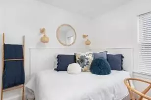 17 Willow St, Newport, RI 02840 - Photo 13