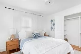 17 Willow St, Newport, RI 02840 - Photo 9