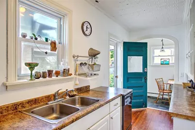 73 Child Street, Warren, RI 02885 - Photo 17