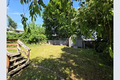 216 Maplewood Avenue, Cranston, RI 02920 - Photo 5