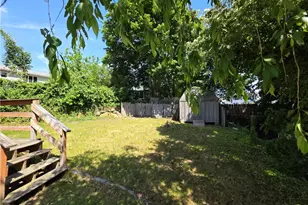 216 Maplewood Ave, Cranston, RI 02920 - Photo 5