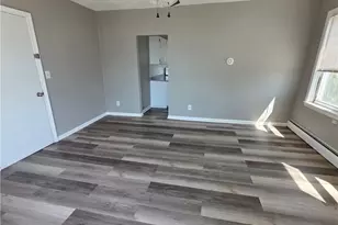 216 Maplewood Ave, Cranston, RI 02920 - Photo 9