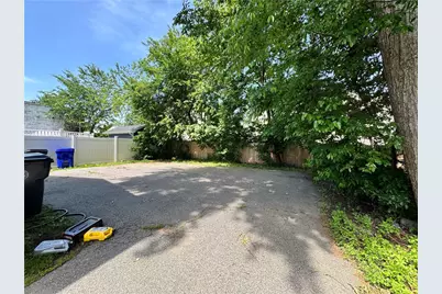 180 Berkshire Street, Providence, RI 02908 - Photo 19