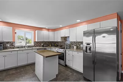 154 Mount Saint Charles Avenue, Woonsocket, RI 02895 - Photo 9