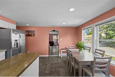 154 Mount Saint Charles Avenue, Woonsocket, RI 02895 - Photo 11
