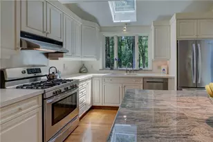 1420 Diplomat Dr, East Greenwich, RI 02818 - Photo 9