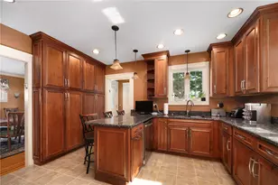 335 Doyle Ave, Providence, RI 02906 - Photo 11