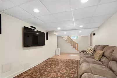 335 Doyle Avenue, Providence, RI 02906 - Photo 29