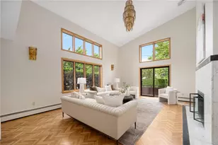 14 Maxcy Dr, Providence, RI 02906 - Photo 7