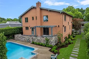14 Maxcy Dr, Providence, RI 02906 - Photo 3