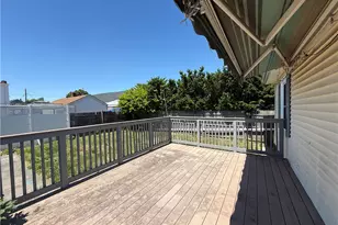 28 Richland St, Cranston, RI 02910 - Photo 15