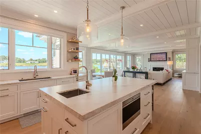 39 Avondale Road, Westerly, RI 02891 - Photo 7