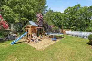 252 Wolf Rock Rd, Exeter, RI 02822 - Photo 5