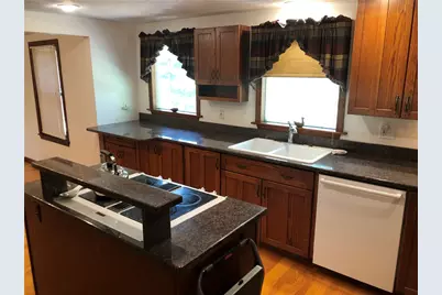 20 Richard Street, Smithfield, RI 02917 - Photo 7