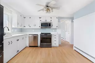 256 School St, Lincoln, RI 02865 - Photo 7