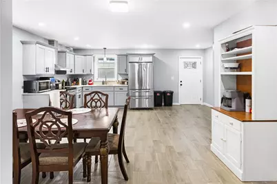 872 Branch Avenue, Providence, RI 02904 - Photo 11