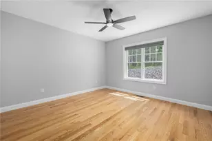 107 Old River Rd, Lincoln, RI 02865 - Photo 25