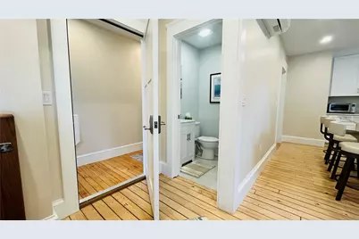 35 Memorial Boulevard #1, Newport, RI 02840 - Photo 5